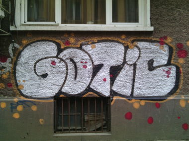 Graffiti Wall - Photo by funkshit - gotic (2015)