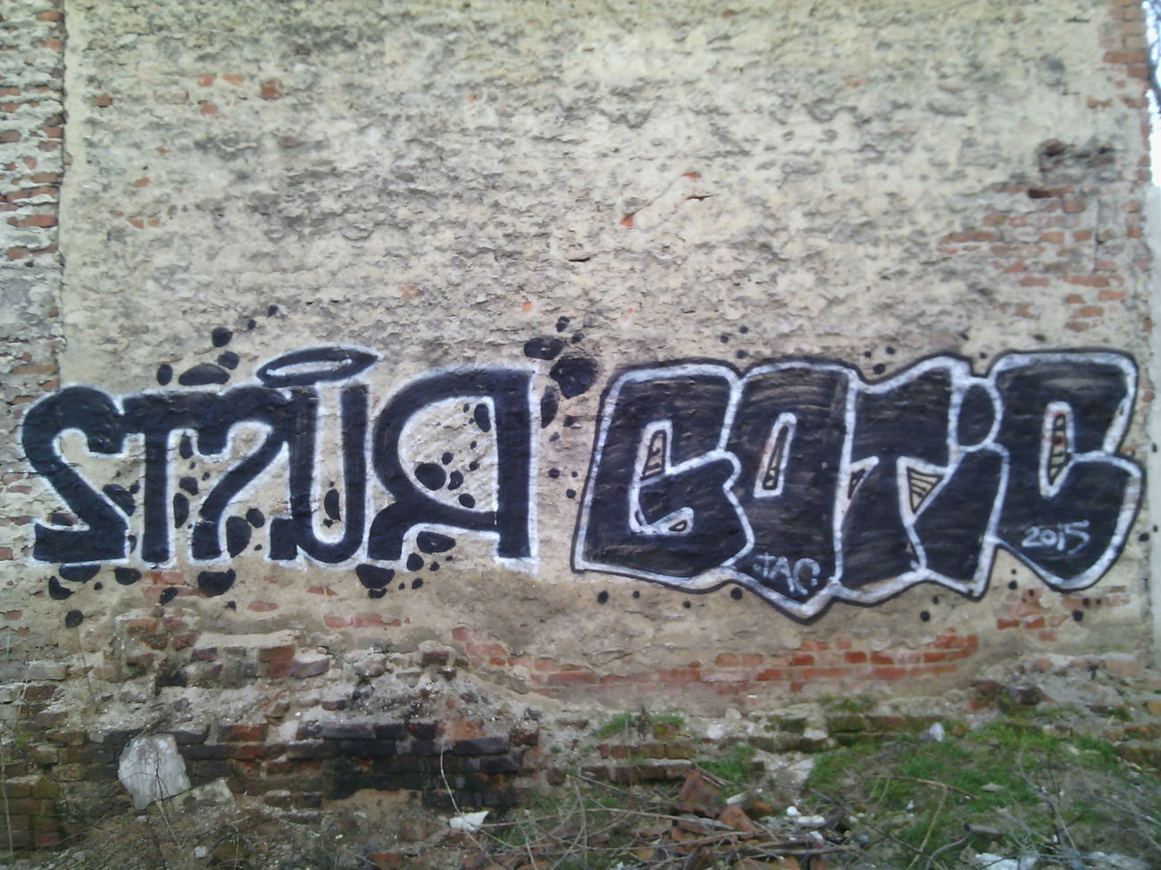 Graffiti Wall - Photo by funkshit - gotic, rust2