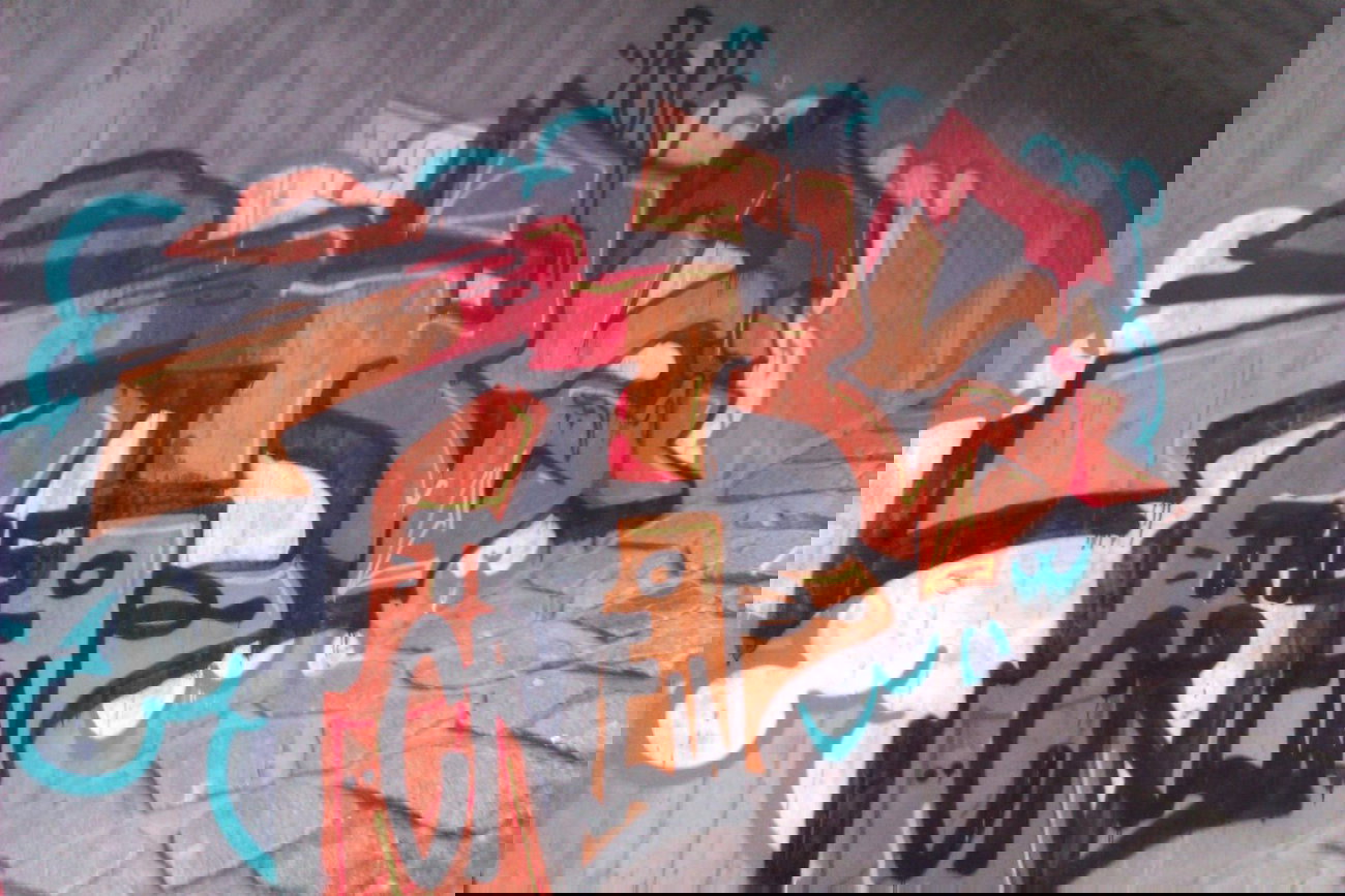 Graffiti Bombing - Photo by funkydude33 - TBS, Crew, Tübingen (2013)