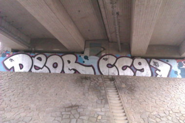 Graffiti Bombing - Photo by funkydude33 - DEOR, OK, CC97 (2010)