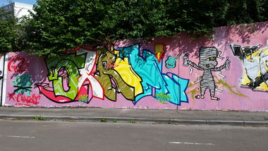 Graffiti Wall - Photo by funkytoyshit - retro, funky, toy