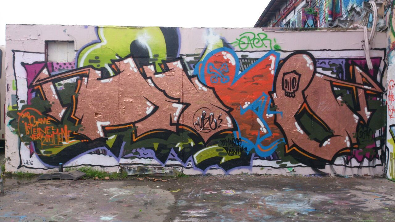 Graffiti Wall - Photo by funkytoyshit - retro, funky, toy