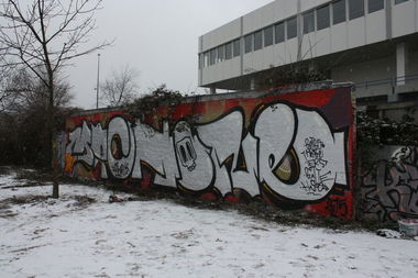 Graffiti Wall - Photo by funkytoyshit - retro, machone, hiphop