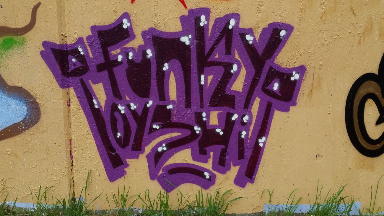 Graffiti Wall - Photo by funkytoyshit - retro, funky, toy