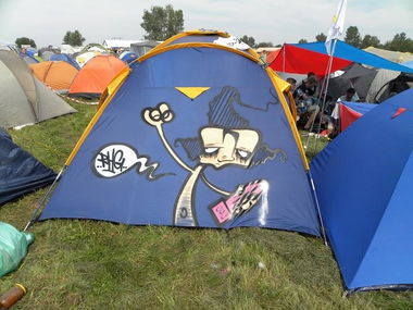 Graffiti Artwork - Photo by funkytoyshit - zelt, hhk12, schmier