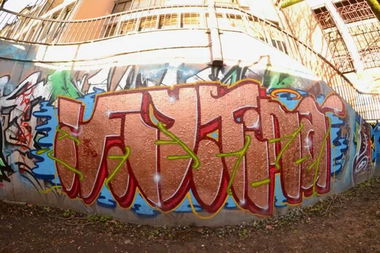 Graffiti Wall - Photo by funnyfrisch - fly, flytina, Freiburg (2014)