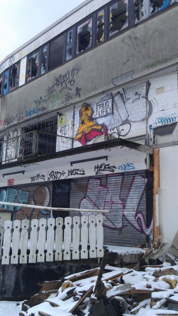 Graffiti Bombing - Photo by furz