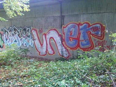 Graffiti Bombing - Photo by futlocker - razia, uran, erak