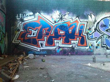 Graffiti Wall - Photo by futlocker - erak
