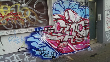 Graffiti Bombing - Photo by gartenzwerg - ciao