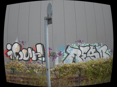 Graffiti Bombing - Photo by gartenzwerg - Iquh, Resb/Resk (2013)