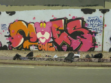 Graffiti Wall in Bochum - Photo by gartenzwerg - Maes (2013)