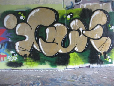 Graffiti Wall - Photo by gartenzwerg - IQUH (2014)