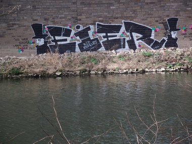 Graffiti Bombing - Photo by gartenzwerg - eier