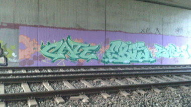 Graffiti Bombing - Photo by gartenzwerg