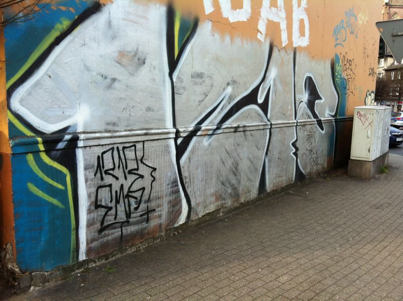 Graffiti Bombing - Photo by gartenzwerg - 1213