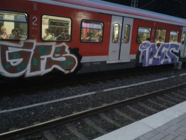 Graffiti Train - Photo by gartenzwerg - gfs, ibes