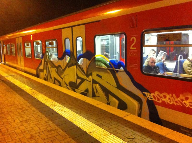 Graffiti Train - Photo by gartenzwerg - ibes