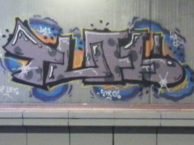 Graffiti Bombing - Photo by gartenzwerg - tuff