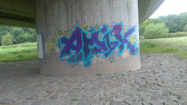 Graffiti Bombing - Photo by gartenzwerg - amik