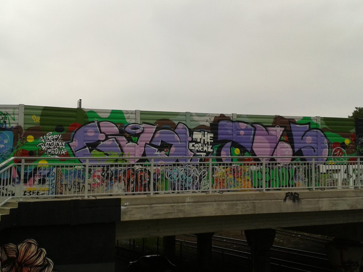 Graffiti Wall - Photo by gartenzwerg