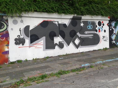 Graffiti Wall - Photo by gartenzwerg - tv.s