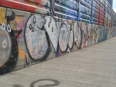 Graffiti Bombing - Photo by gartenzwerg - cva.s