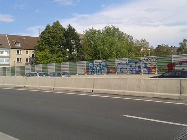 Graffiti Bombing - Photo by gartenzwerg - FAR.S, GFS