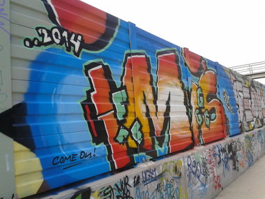Graffiti Bombing - Photo by gartenzwerg - ifmig´s
