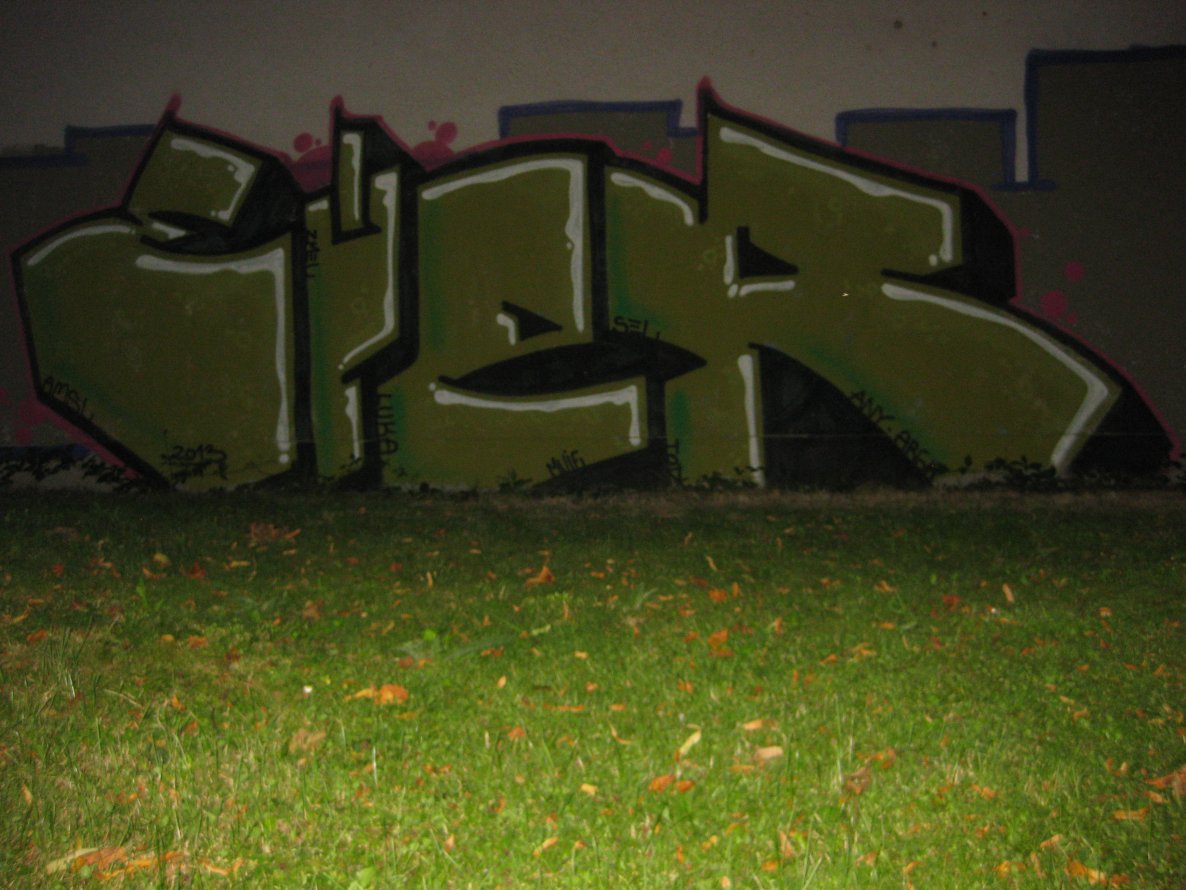 Graffiti Wall - Photo by gartenzwerg