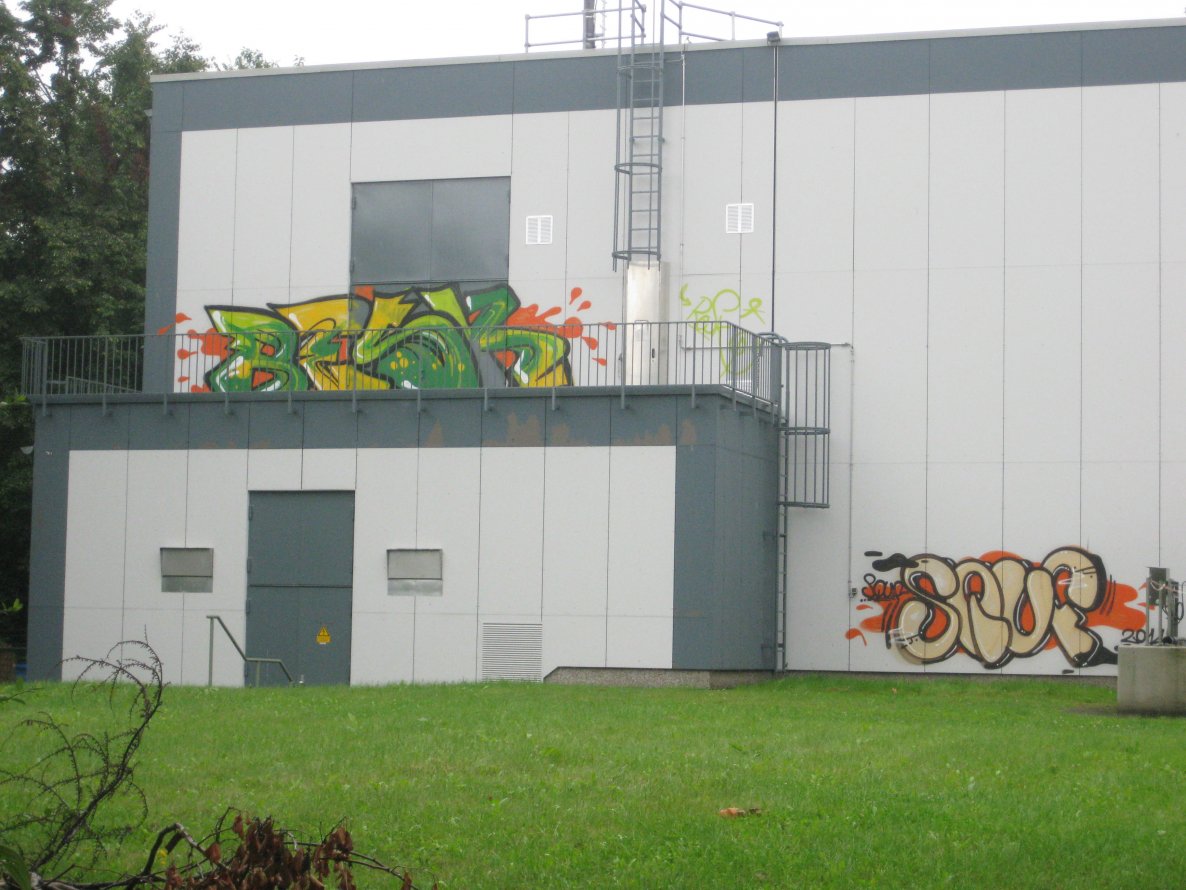 Graffiti Wall - Photo by gartenzwerg - Resk, Squf, 2014