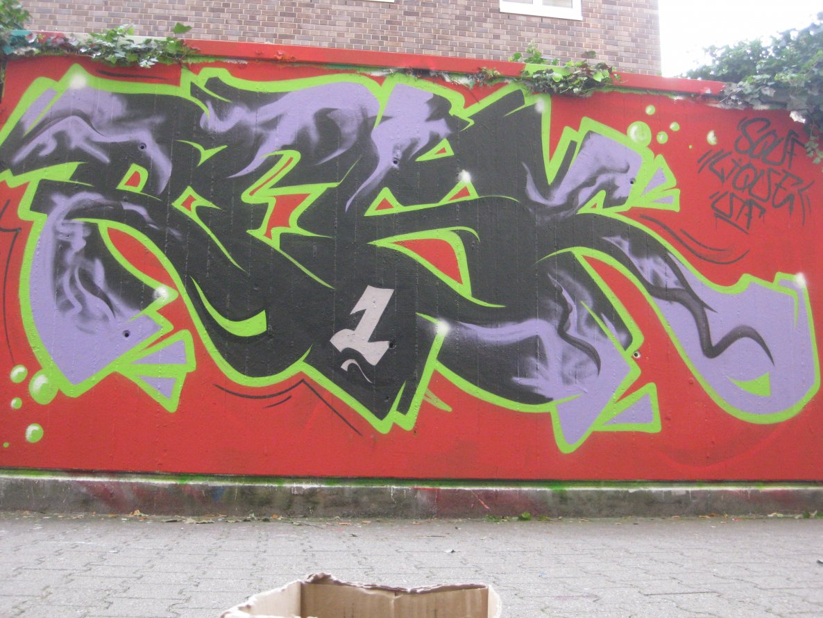 Graffiti Wall - Photo by gartenzwerg - Resk