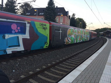 Graffiti Train - Photo by gartenzwerg - SYRO, Wholecar, s6
