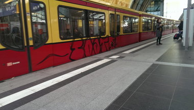 Graffiti Train - Photo by gartenzwerg