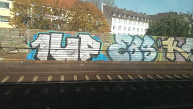 Graffiti Bombing - Photo by gartenzwerg - !up, ebs