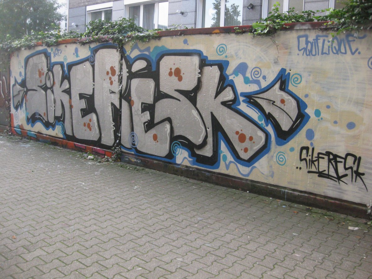 Graffiti Wall - Photo by gartenzwerg - SikeResk