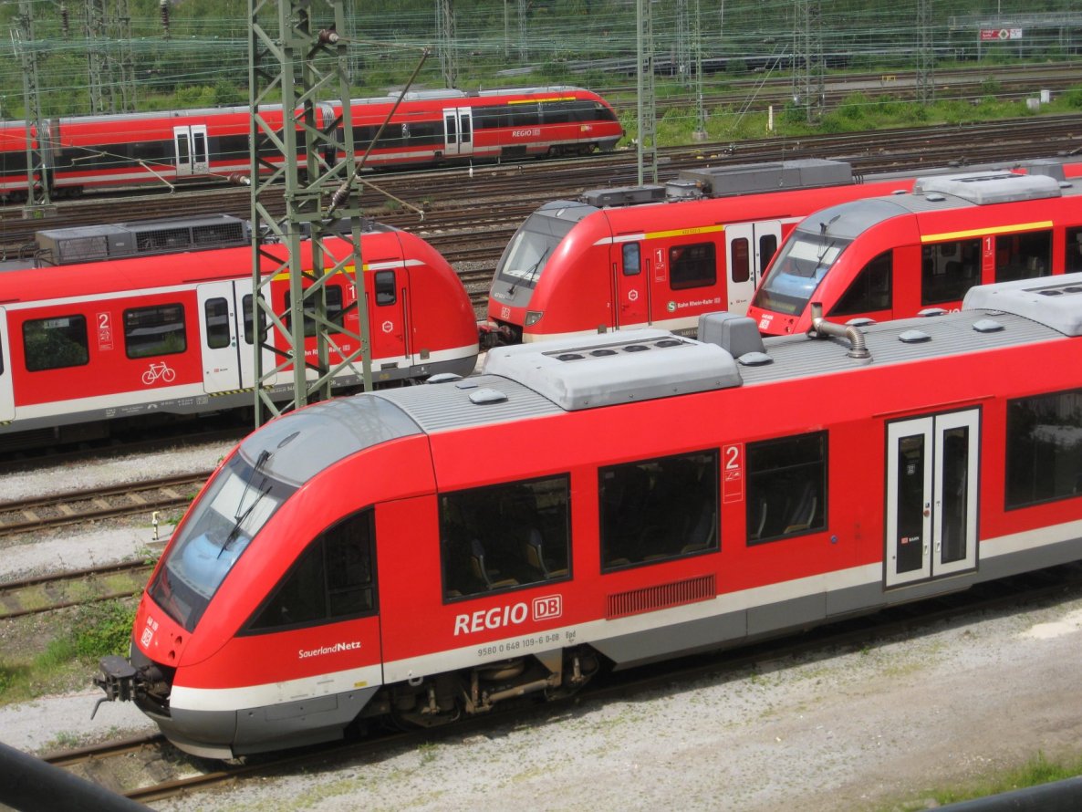 Graffiti Train - Photo by gartenzwerg