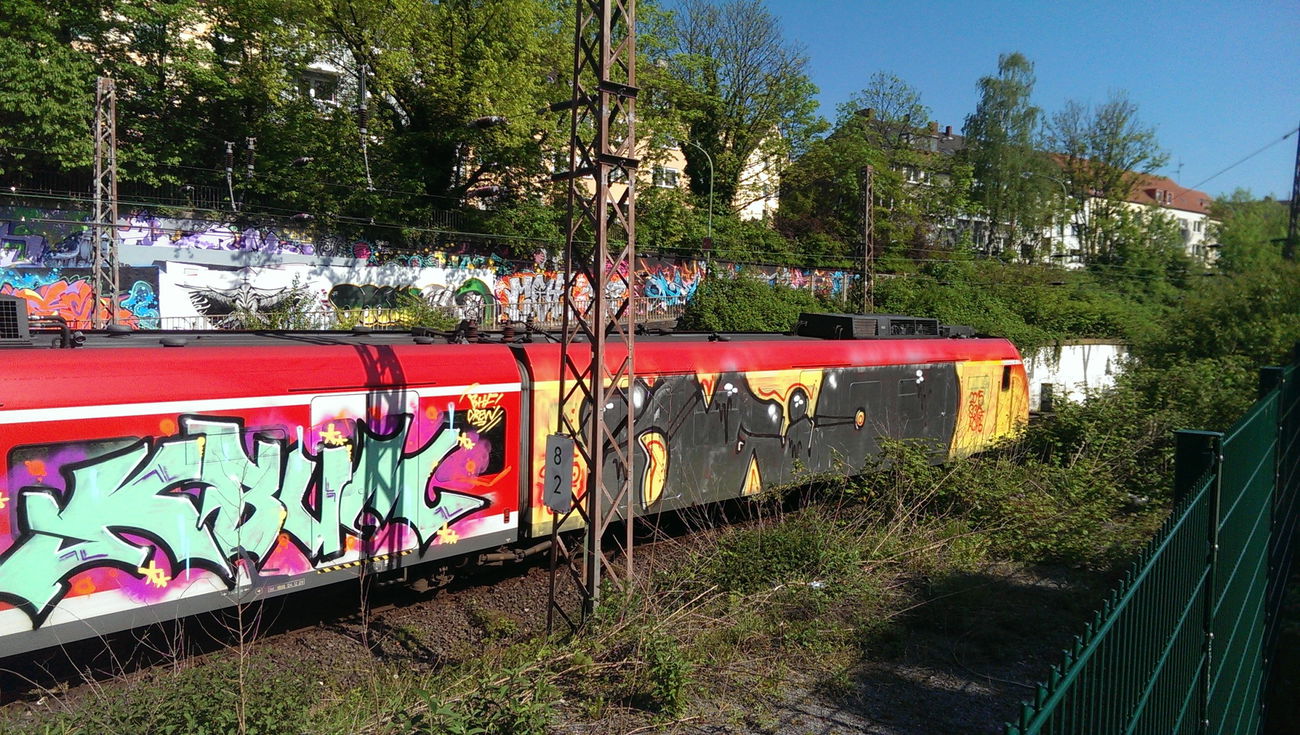 Graffiti Train - Photo by gartenzwerg - kbum, sgio