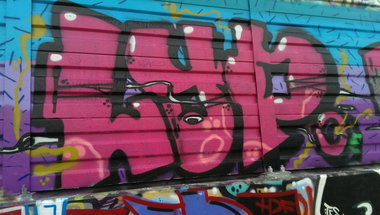 Graffiti Bombing - Photo by gartenzwerg - lyp