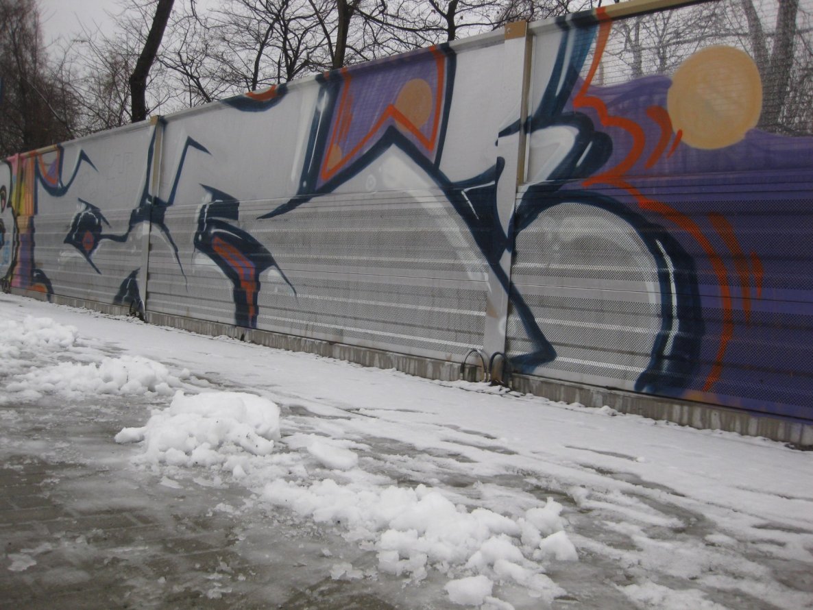 Graffiti Bombing - Photo by gartenzwerg - CR