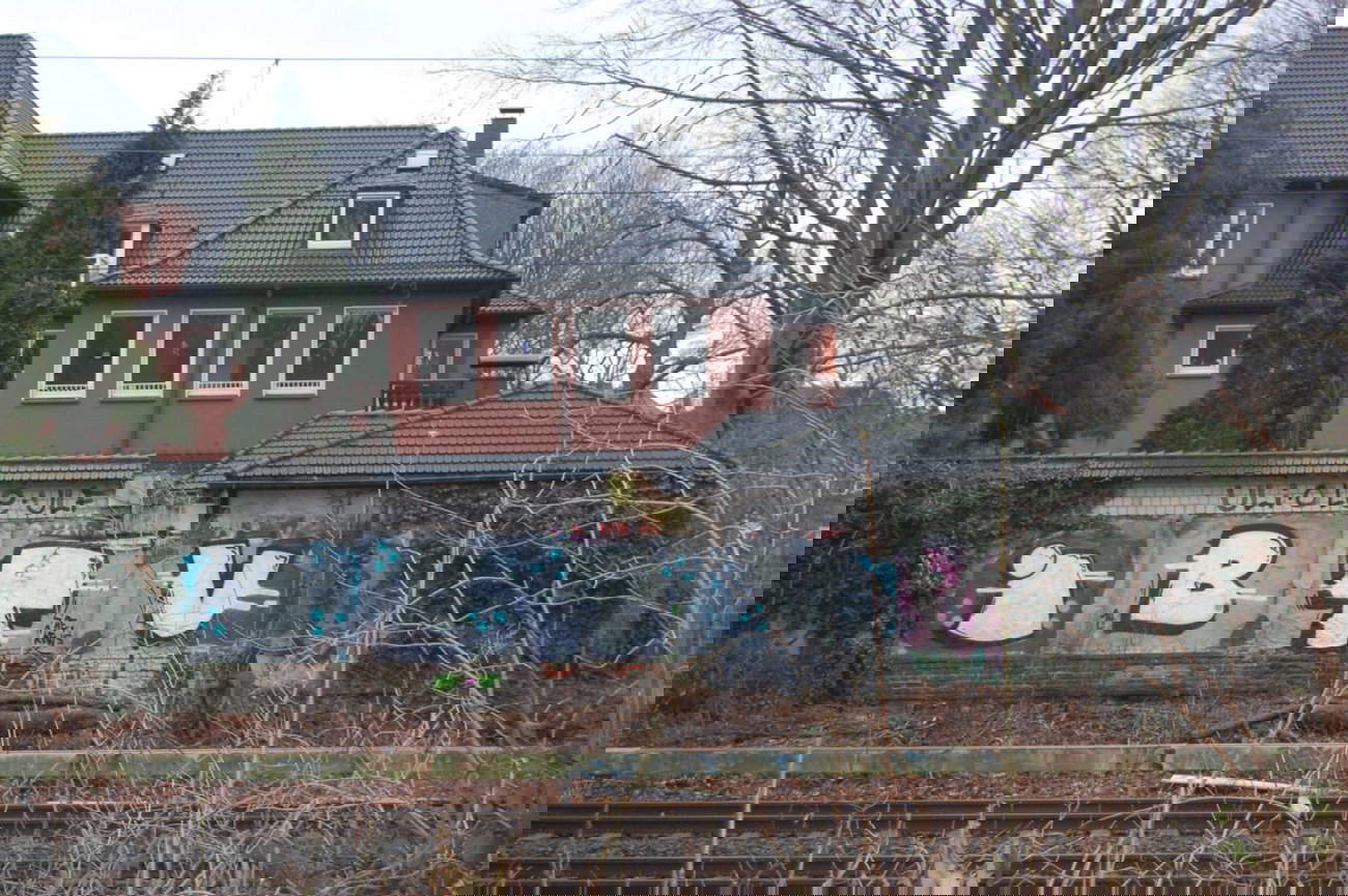 Graffiti Bombing - Photo by gartenzwerg - IB, TV