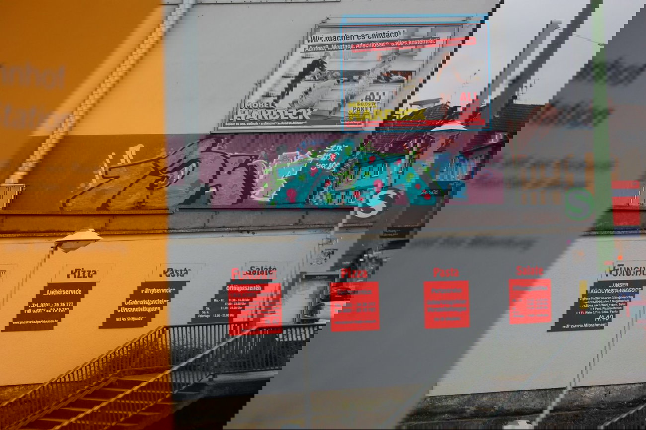 Graffiti Bombing - Photo by gartenzwerg - 134