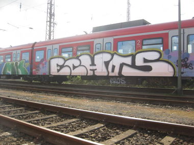 Graffiti Train - Photo by gartenzwerg - MK, ESOR, ECHOS