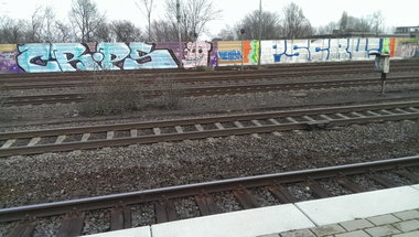 Graffiti Bombing - Photo by gartenzwerg - cr, ps, ps