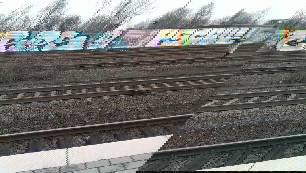 Graffiti Bombing - Photo by gartenzwerg - cr, ps, ps