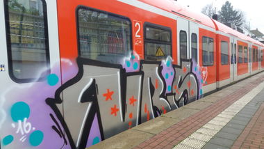 Graffiti Train - Photo by gartenzwerg - VRS