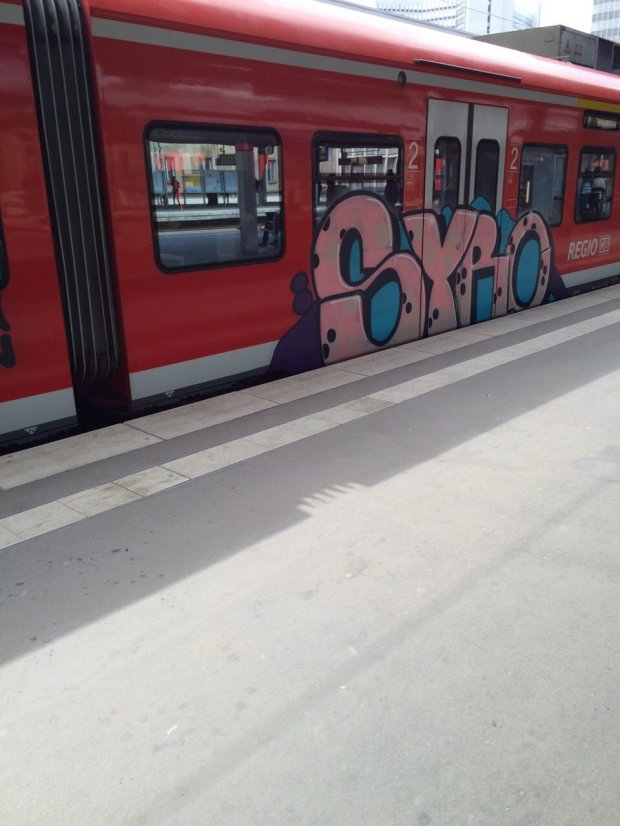 Graffiti Train - Photo by gartenzwerg - syro