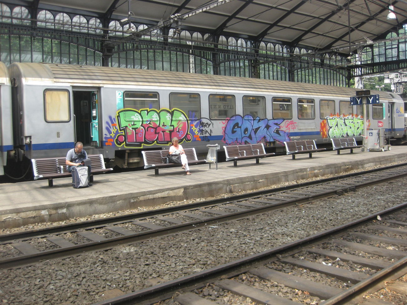 Graffiti Train - Photo by gartenzwerg - Read, Gone, Zase