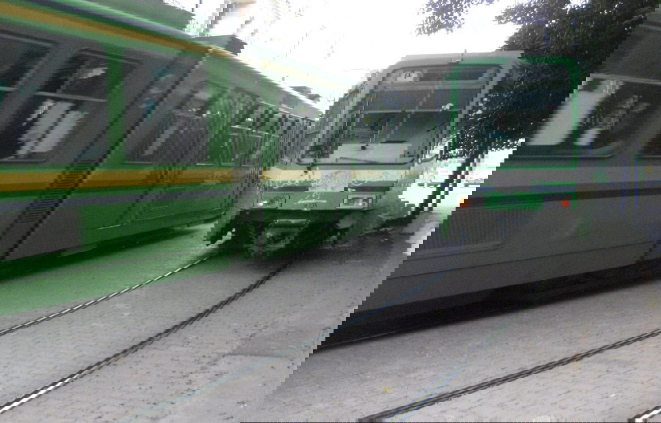 Graffiti Train - Photo by gartenzwerg - Tunis, Train, Atmo