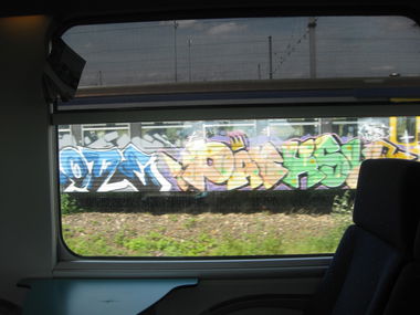 Graffiti Train - Photo by gartenzwerg - Train, France